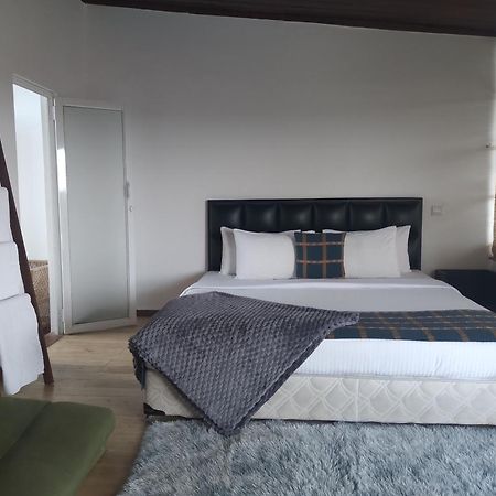 Alakamandava Apartment โคลอมโบ ภายนอก รูปภาพ