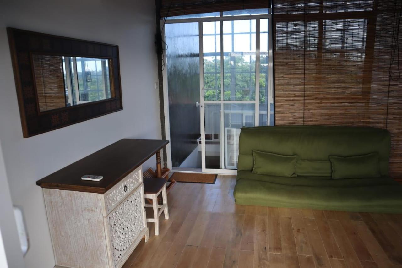 Alakamandava Apartment โคลอมโบ ภายนอก รูปภาพ