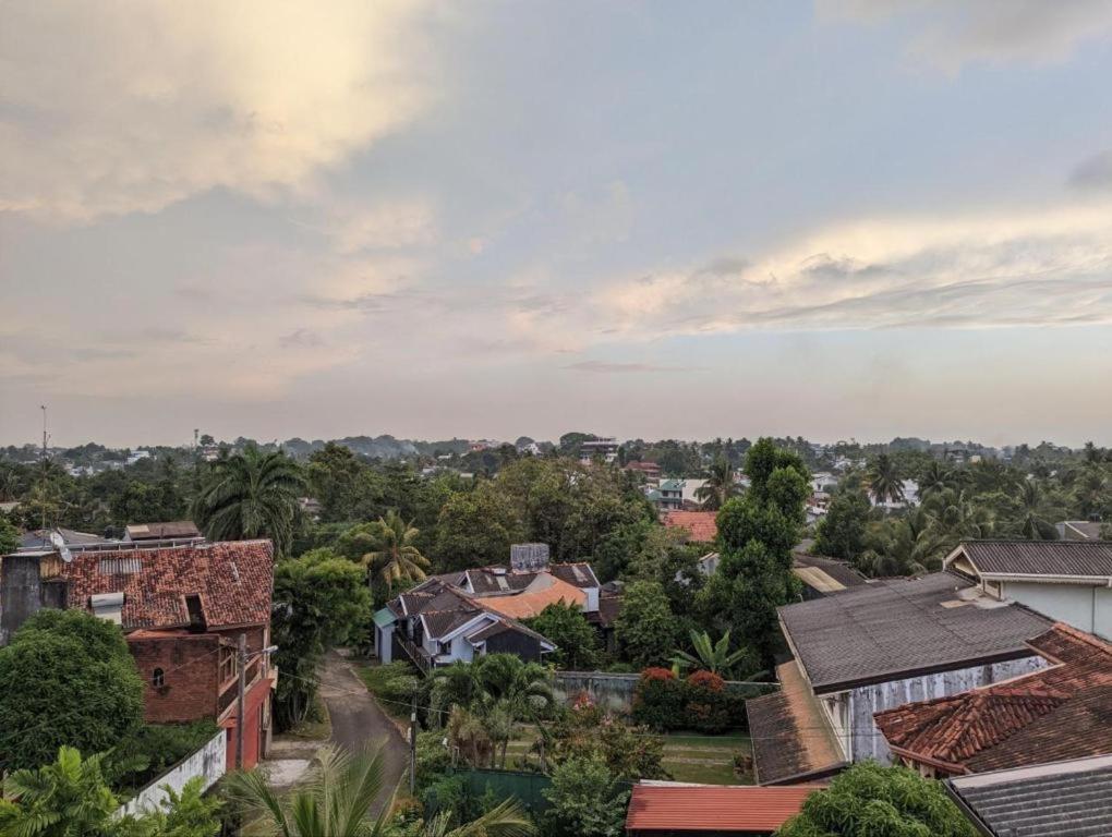 Alakamandava Apartment โคลอมโบ ภายนอก รูปภาพ